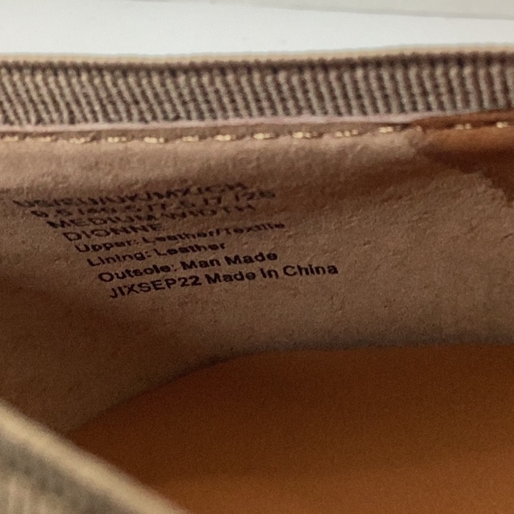 GENTLE SOULS - Dionne Suede Heel - Picture 12 of 12
